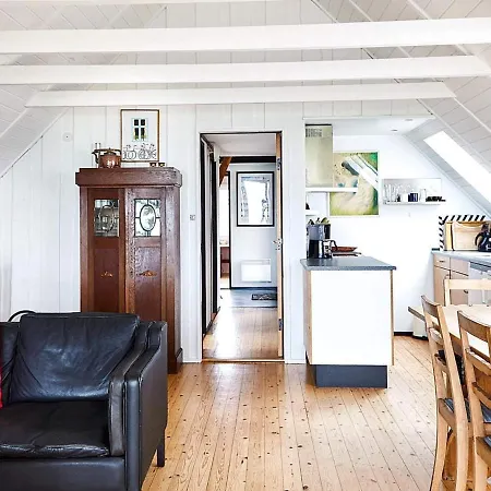 Seaside Serenity In Lumsays-by Traum *