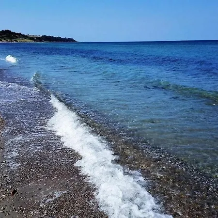 Seaside Serenity In Lumsays-by Traum Ebbelokke