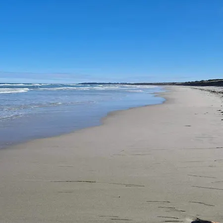 Seaside Serenity In Lumsays-by Traum Dom wakacyjny